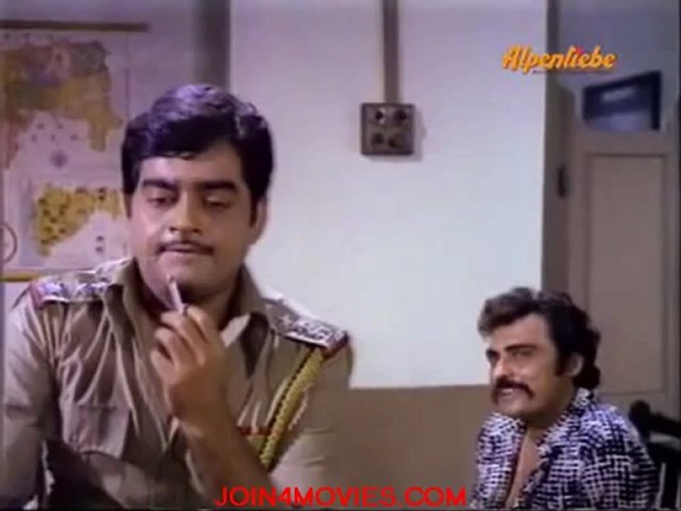 AANDHiYA_clip3