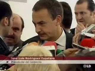 Zapatero: "La reforma de la Constitución no es prioritaria"