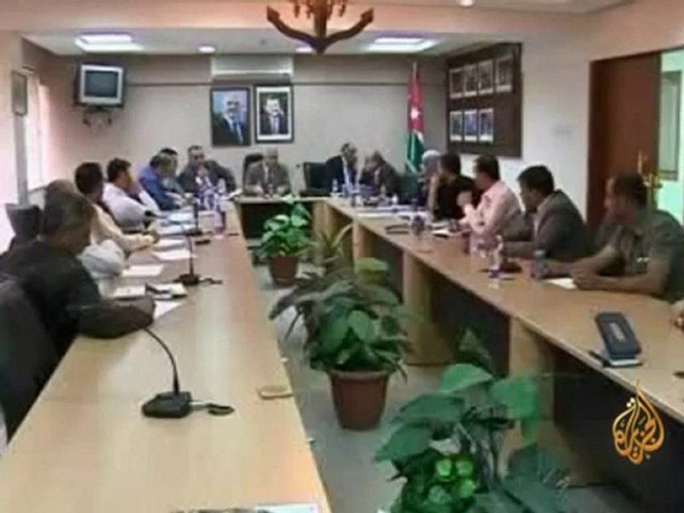 الأردن..أطباء على أسرّة العلاج