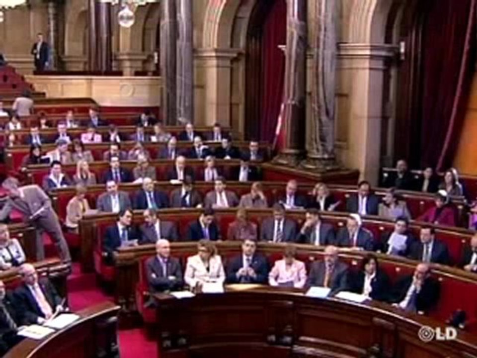 TV3 admite que no respeta la pluralidad lingüística de Cataluña