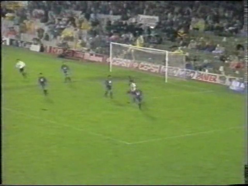 1996.11.16: Valencia CF 0 - 0 Extremadura (Resumen)