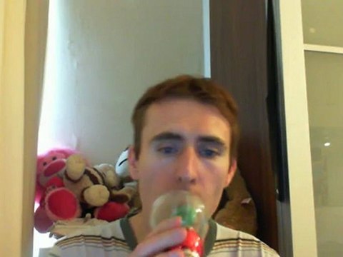 Wiwi égratigne rack city de Tyga