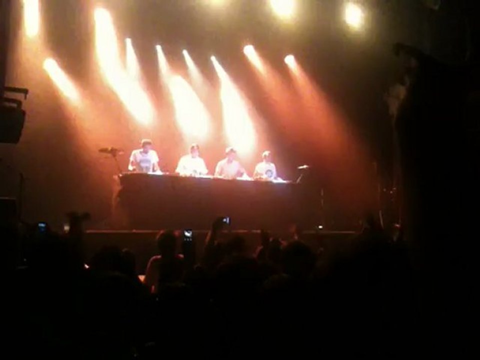 C2C @ La Cigale 29 mai 2012