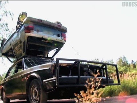 Double Car Crash par The Dudesons