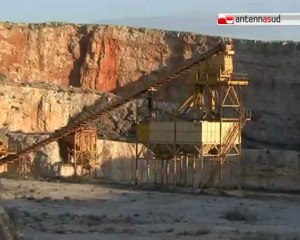 TG 30.05.12 Le orme dei dinosauri ad Altamura non devono scomparire