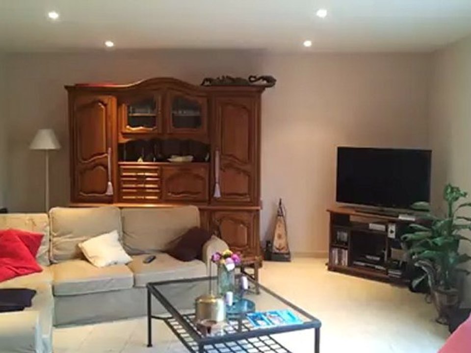 VILLA ROGNES TERRAIN 4500M2 MAISON 140+20 PISCINE 575000 1