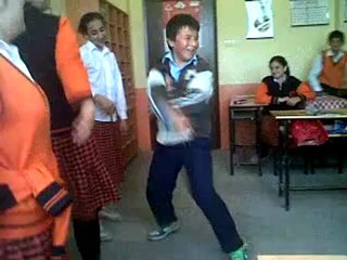 çılgın öğrenci dansı