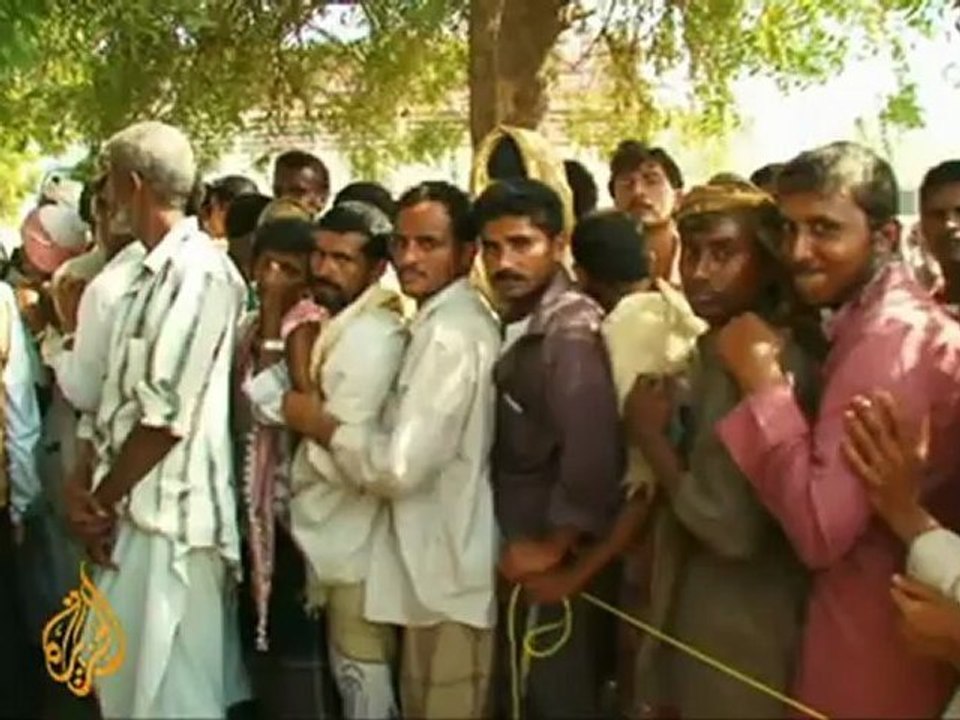 Yemen's war-displaced face dire hunger threats...