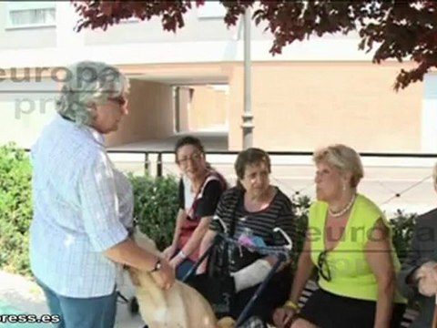 Pegan carteles contra la prostitución en Velluters