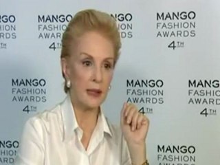 Carolina Herrera recibe el 'botón de oro' por su trayectoria en el mundo de la moda