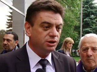 РАЗДАВАТ ЕДНОКРАТНИТЕ ПОМОЩИ В ПЕРНИК