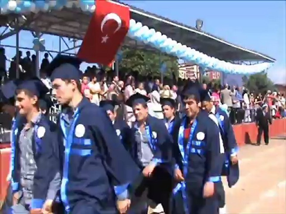 ALAPLI  MYO MEZUNİYET TÖRENİ