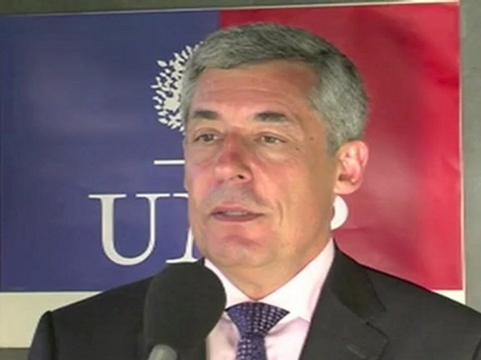 Interview Henri Guaino MonVersailles Question 6 : La 3è circonscription et ses 13 communes, urbaines ou rurales, sont très diversifiées : comment comptez-vous l'aborder ?