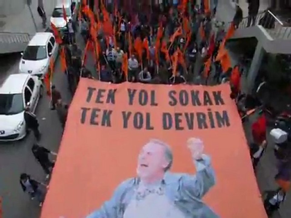Binlerce kişi Metin oldu