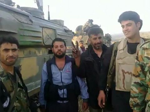 Syria فري برس ادلب السيطرةعلى مدرعات تابع للجيش الاسدي بجبل الزاوية 30 5 2012 Idlib