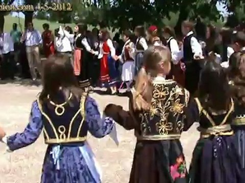 Tovoion News Channel ΑΓΙΟ ΠΝΕΥΜΑ ΝΕΑΠΟΛΗ ΒΟΪΟΥ ΧΟΡΕΥΤΙΚΟ ΟΛΥΜΠΙΑΚΗ ΦΛΟΓΑ 2012