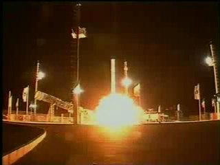 Irán lanza un satélite de fabricación propia