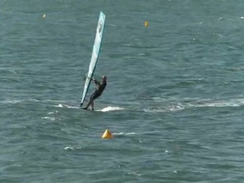 Drapeau vert sur les loisirs nautiques: objectif balisage