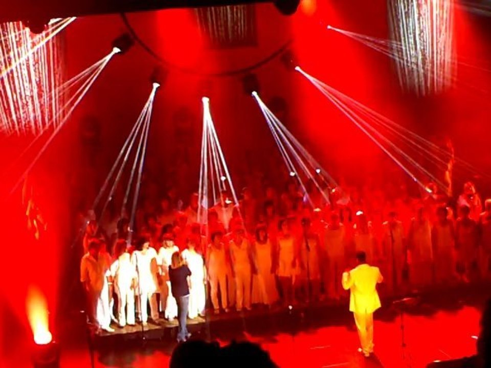 Princesse Tango: Gospel Variety Show et Julie Zenatti  (chef de choeur Frank Castellano)