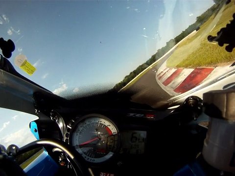 Session moto 2/3 - anneau du rhin - 28.05.12 - Gsxr 600