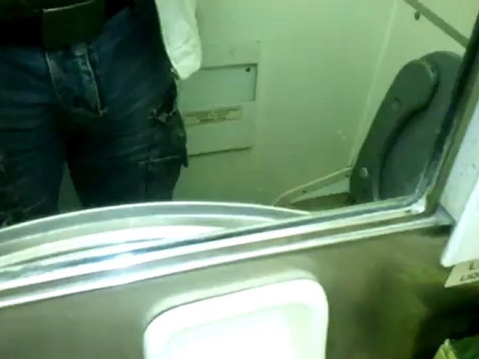 WC de l avion (4)