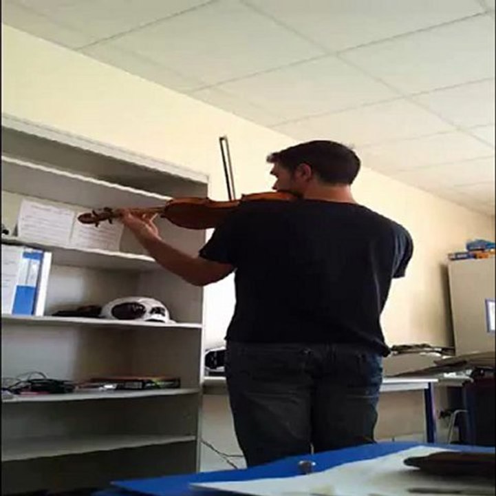JoeBar_Violon01