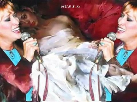 Nesrin Körükçü ♫ Gelmedin bir kereden mada neden.HD