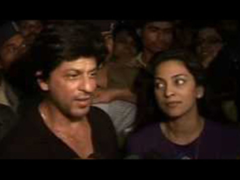 SRK & Juhi Return To Mumbai After Celebrating '...