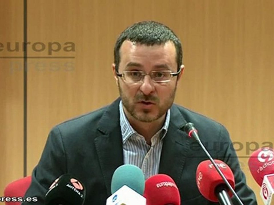 JpD: "Las explicaciones de Dívar son insuficientes"