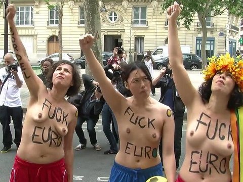 Le carton rouge des Femen à l'Euro 2012 de football