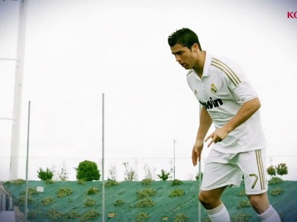 PES 2013 - E3 2012 Presentation de PES 2013 (FR) [HD]