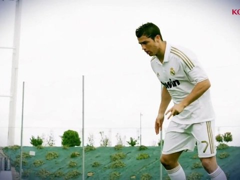 PES 2013 - E3 2012 Presentation de PES 2013 (FR) [HD]