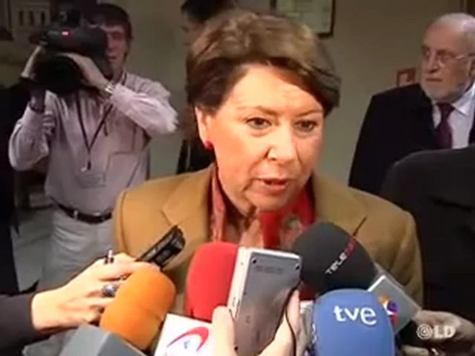 Sáenz de Santamaría: "Vimos la cara más dura de Zapatero"