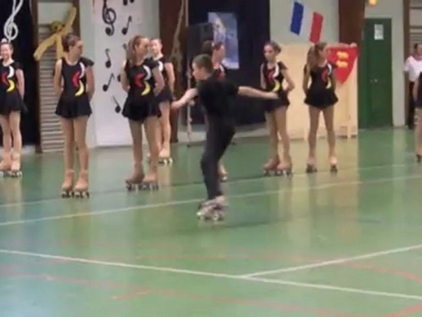 Club de patin outlet a roulette artistique