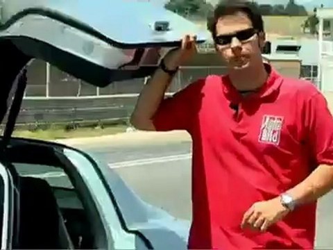 Mercedes SLS AMG contra Porsche 911 Turbo S