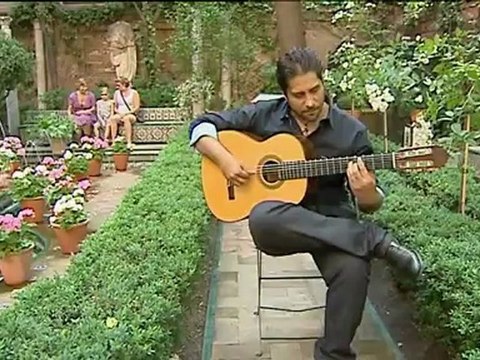 Las manos de Niño Josele se acompañan de los grandes del flamenco para tocar El mar de mi ventana