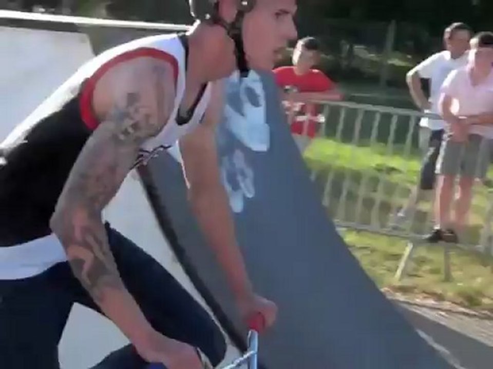 Foire expo : cascades à BMX