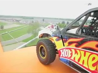 Hot Wheels - Récord del mundo de salto a distancia
