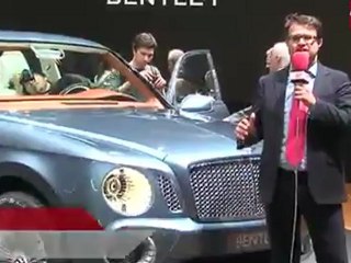 Video herunterladen: Bentley EXP 9 F Salón de Ginebra 2012