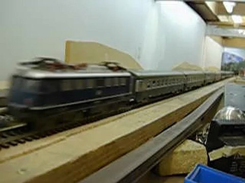 UM BB 221 DB Lima & BB 110 DB Jouef + 9 Voitures Voyageurs Roco