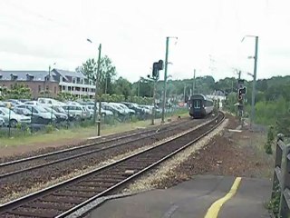Départ de la BB26014 sur le 3306 à Bernay pour Paris Saint-Lazare