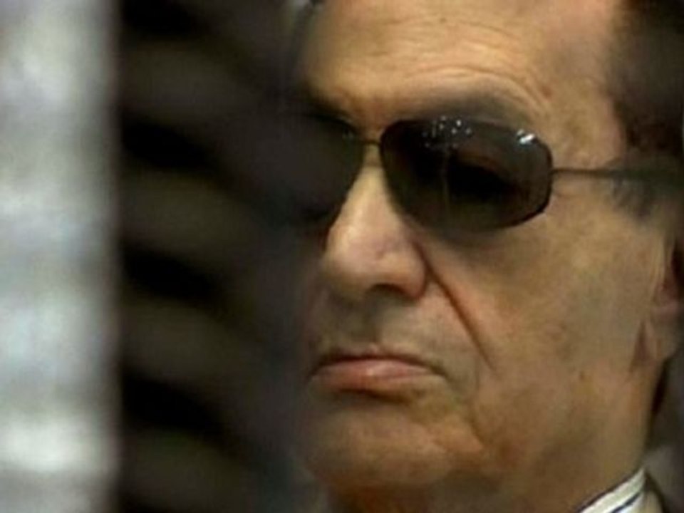 Egypte : Moubarak condamné à la prison à vie