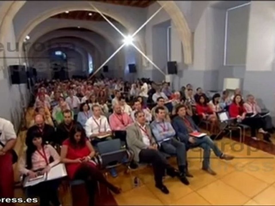 López: "Están dejando España hecha unos zorros"