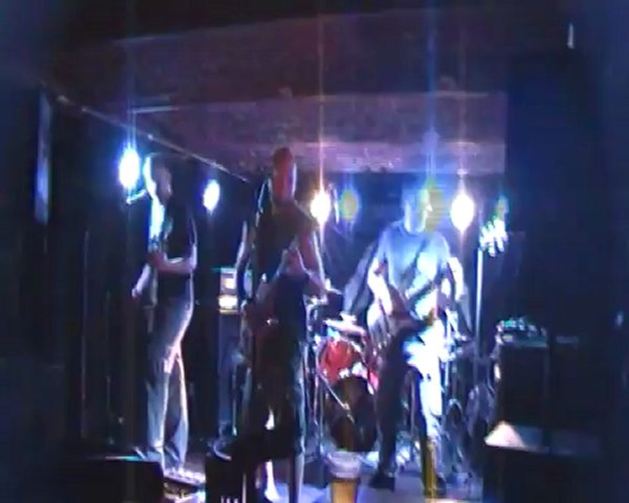 concert Klaws @ le biplan part 2