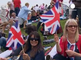 UK: Queen's Diamond Jubilee sets off at a gallop