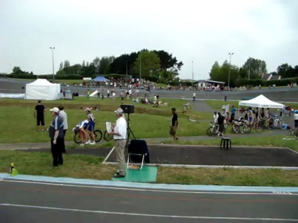 Vitesse par équipe interregions piste