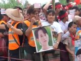 Suu Kyi promete ayudar a los refugiados birmanos en Tailandia