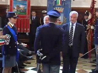 il questore saluta la citta