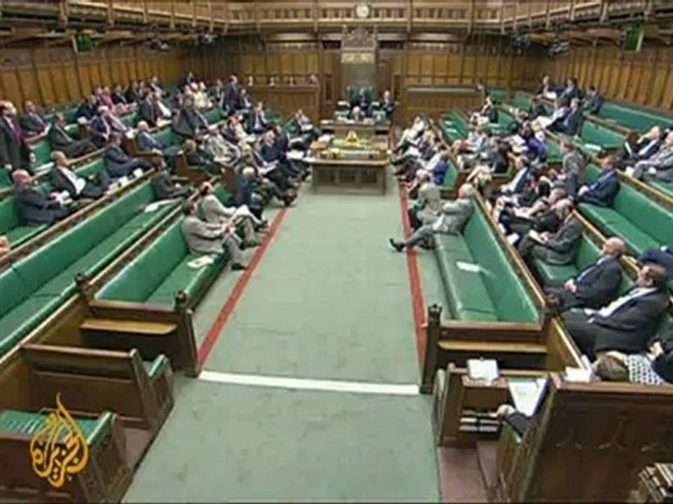 Britain braced for budget cuts
