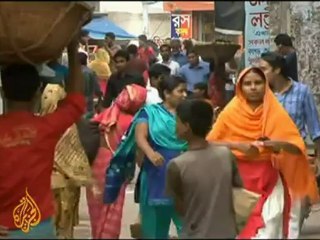 Bangladeshi labourers demand more pay